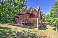 'Happy Ours' about Cabin with Mtn Views 9Mi to Dollywood Accommodation Deal