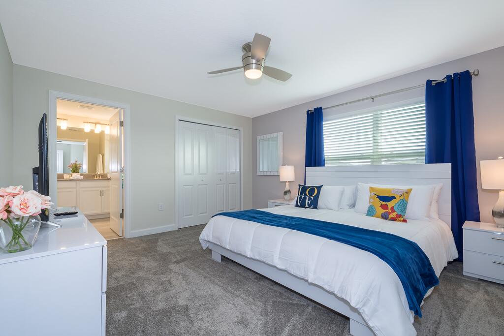 (CM464) Champions Gate Home 4/3 Private Pool & Free Waterpark - thumb 2