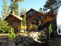 018 Lakefront Chateau at Eagle's View Home Accommodation Deal