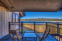 029 Lakefront Luxury Home Accommodation Deal