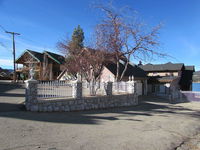 032 Lakefront Escape Home Accommodation Deal