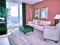 0708 - 1B/2 Bath With Bonus Room. Master Bedroom  Living Room Face the Gulf Accommodation Deal