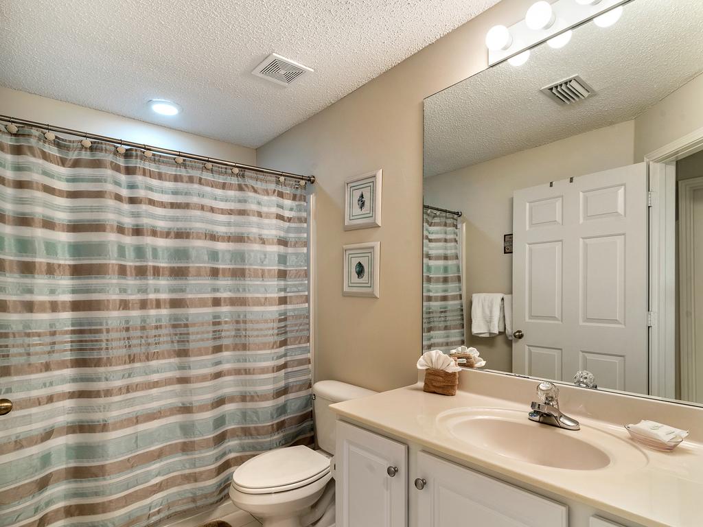 105E   Luxury 2BR/2BA Condo With Gulf View - thumb 2