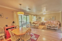 125 Cordillo Parkway Accommodation Deal