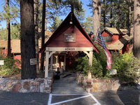 2 Bedroom Lodge with Kitchen - sleeps 8 at Cozy Hollow 3 Accommodation Deal