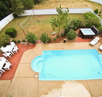 2100 - Pawprints - Accommodation Deal