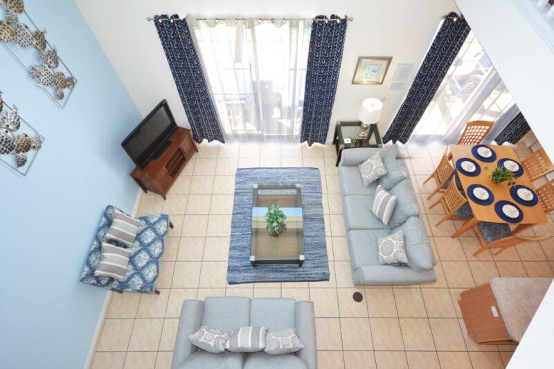 6 Bedroom Pool Home With Spa In Golf Community - thumb 3