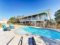 6727 Driftwood Dr Home Accommodation Deal