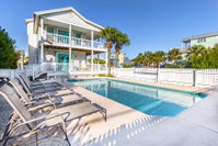 A VIP Hideaway by RealJoy Vacations Accommodation Deal