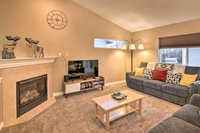 Accommodating Anchorage Abode Near Jewel Lake Accommodation Deal