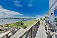 All-Suite Laguna Paradise w/ Pool Dock  Pier townhouse Accommodation Deal