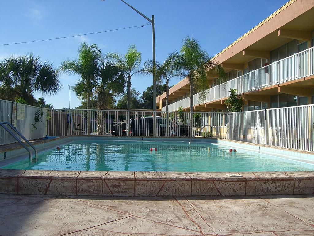 America's Best Inn & Suites-Lakeland - thumb 1