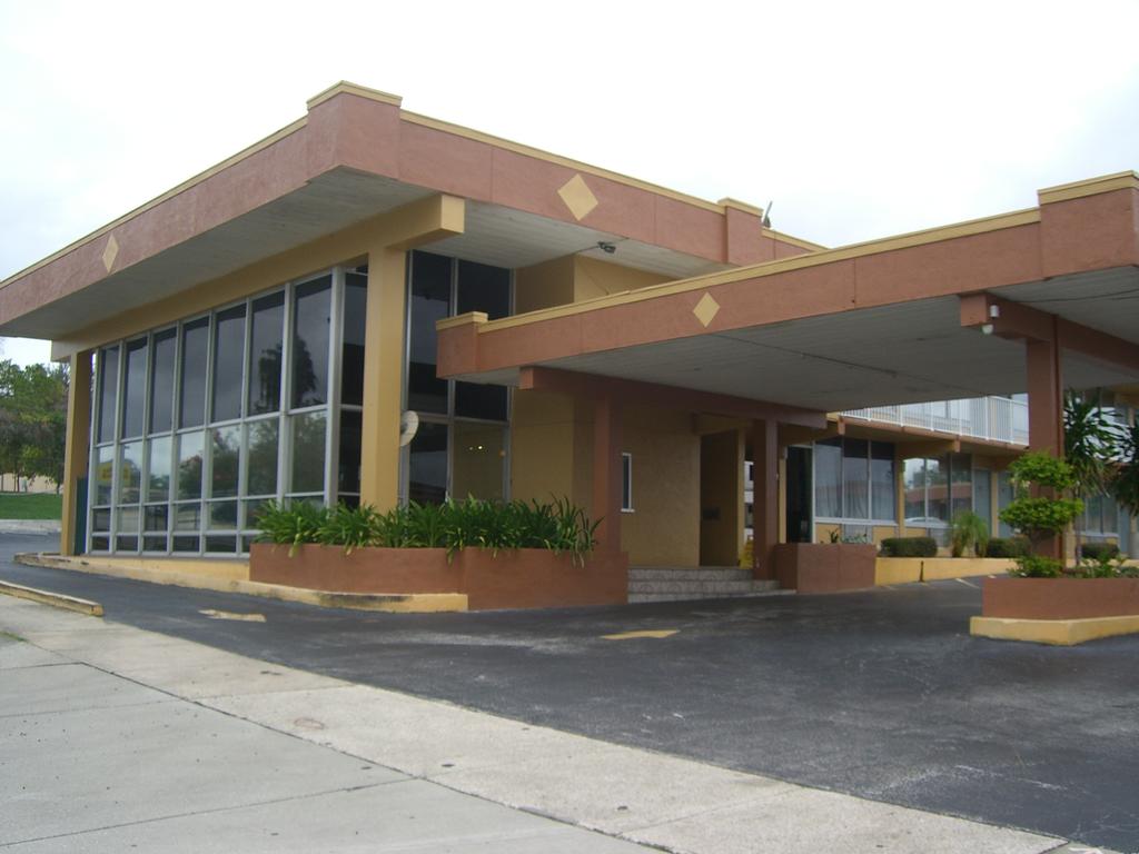 America's Best Inn & Suites-Lakeland - thumb 0