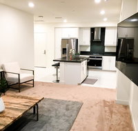 Brand New Condo with 5 star Amenities - Accommodation Deal