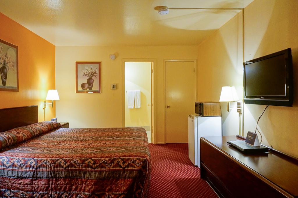 Budget Inn Redwood City - thumb 1