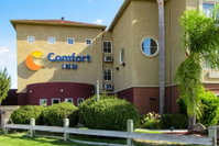 Booking Lathrop Accommodation Deal