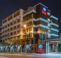 Comfort Suites Fort Lauderdale Airport  Cruise Port - Accommodation Deal