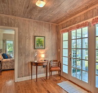 Cottage with Private Pool - Walk to Lake Wales - Accommodation Deal