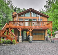 Cozy Lake Wallenpaupack Home with Community Amenities - Accommodation Deal