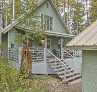 Cute 3BR Cloudcroft Cabin with Stunning Views - Accommodation Deal