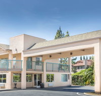 Days Inn by Wyndham Redwood City - Accommodation Deal