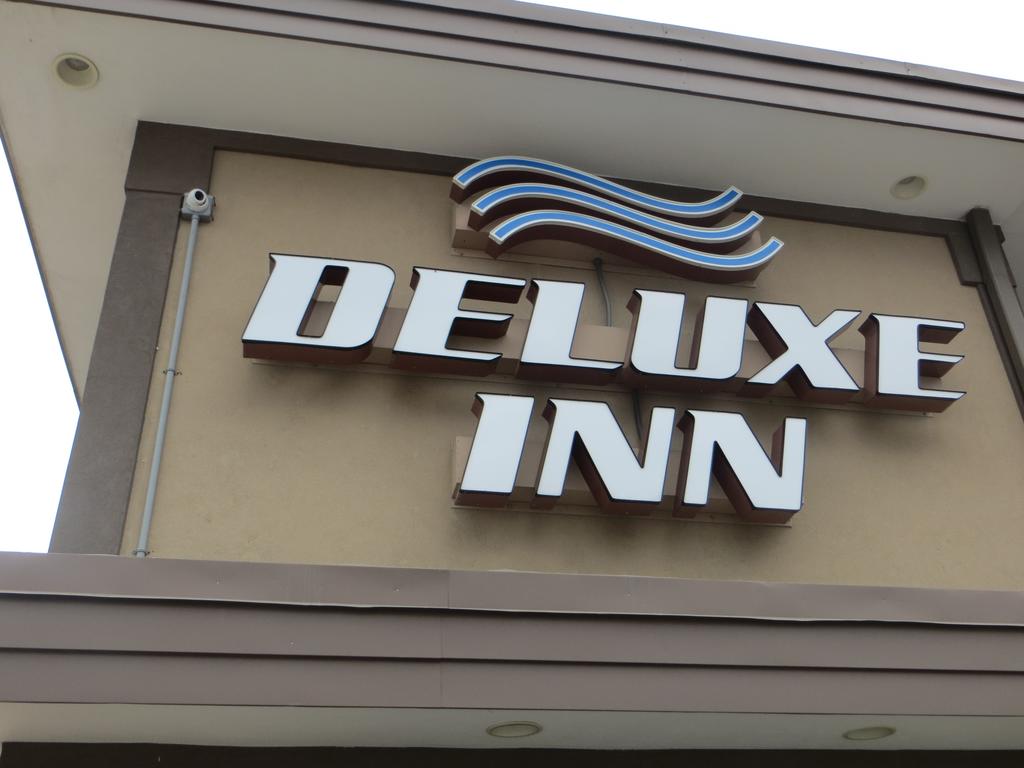 Deluxe Inn/Extended Stay - Council Bluffs - thumb 1