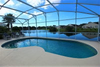 Fabulous Lakeside 4 Bedroom Pool Home Accommodation Deal
