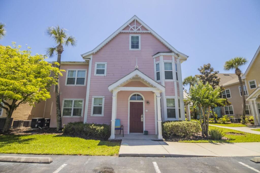 Fashionable Runaway Beach Condo By IPG Florida - thumb 1