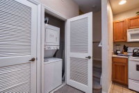 Great location 4Bed 3bth Townhouse with kids themed room's Accommodation Deal
