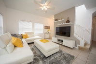 H2U - Merida - TV143 townhouse Accommodation Deal