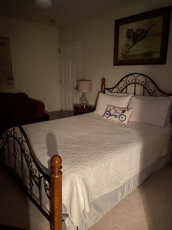 Hampton Accommodations 1 - thumb 2