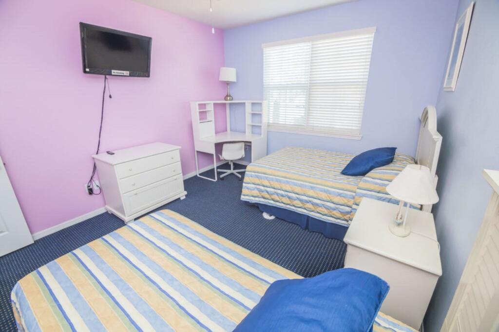 Impressive Runaway Beach Condo - thumb 2