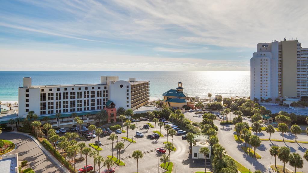 Luau II 6934 - Flr9 - Studio 1BA - (3) - thumb 1