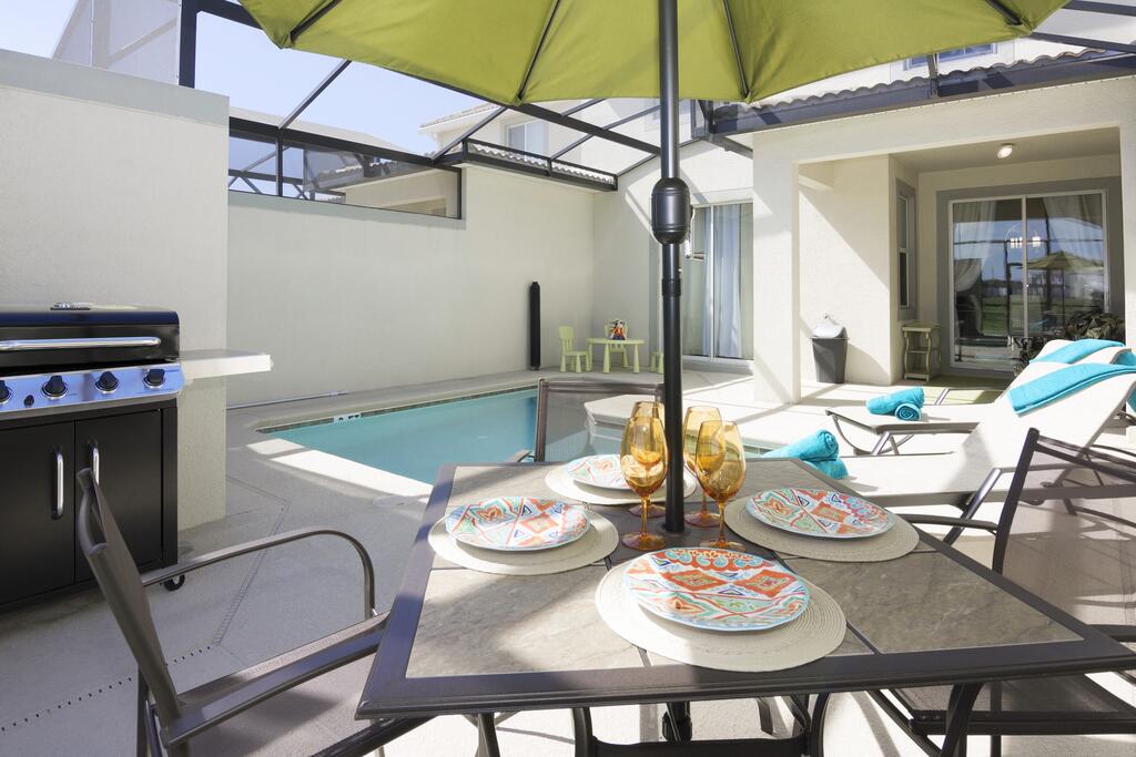 MINIONS FREE Waterpark Access Storey Lake 4BR WPool 3053GS - thumb 3