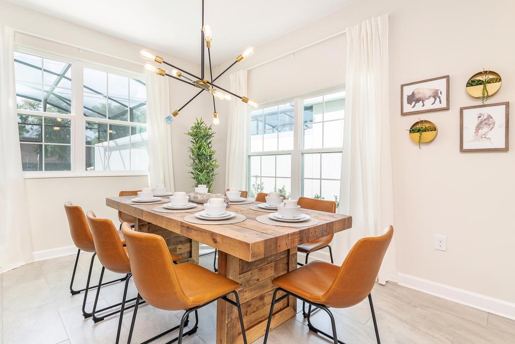 Modern 5 Bedroom Home, Disney Area - thumb 1