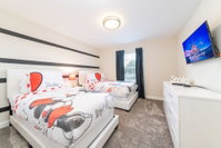 Modern and chic villa just 10 min from Disney Accommodation Deal