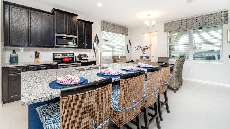 Modern Solara Resort 4 Bedroom Pool Home - thumb 2