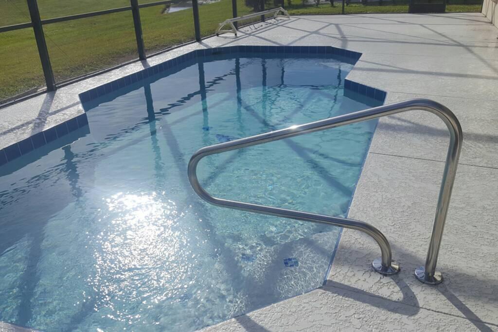 Moss Bluff Villa - thumb 1