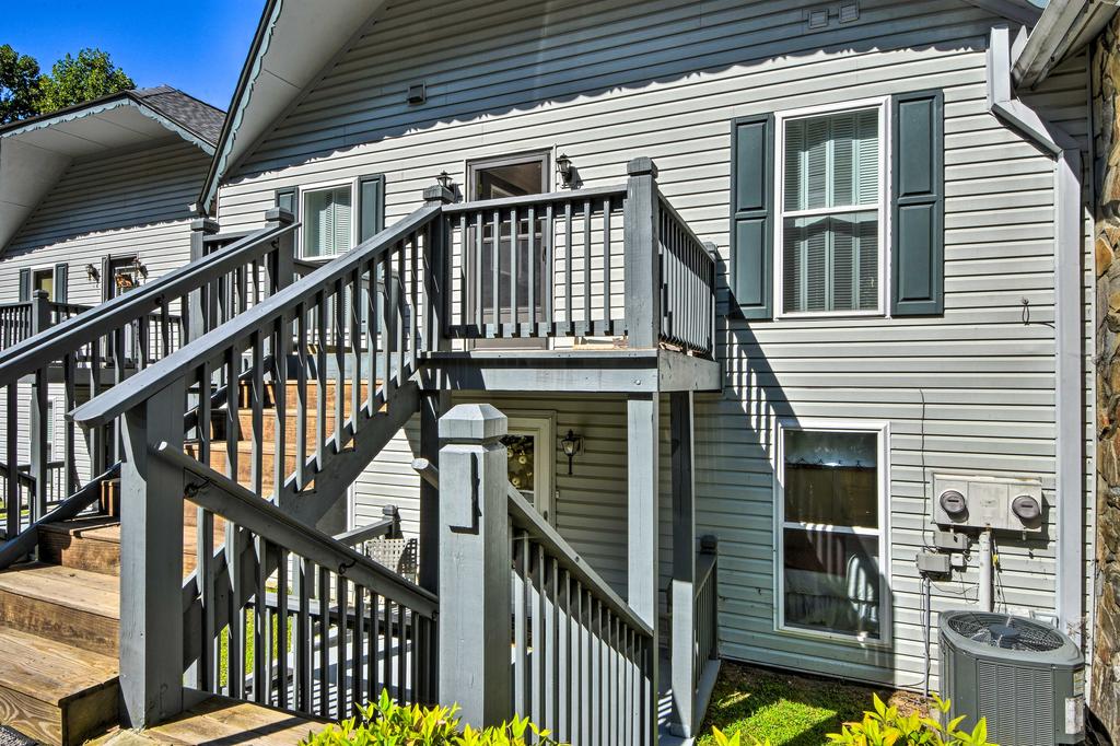 Mtn. Getaway Resort Condo Less Than 2 Mi To Rabun Bald - thumb 3