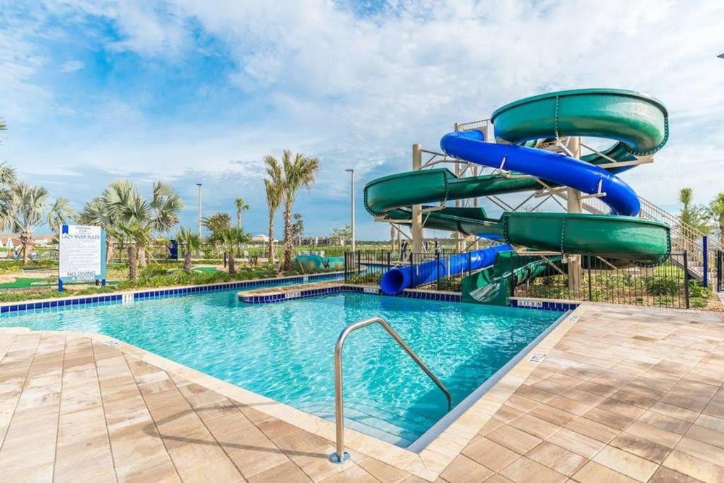 NEW SPECIAL OFFER!!! THE MIRROR - Amazing Condo (5 Min Disney And Outlets) At Storey Lake Resort - thumb 1