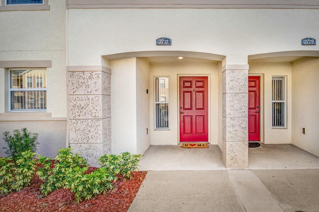 Perfect 3 Bedroom Townhouse Close To Disney Home - thumb 3