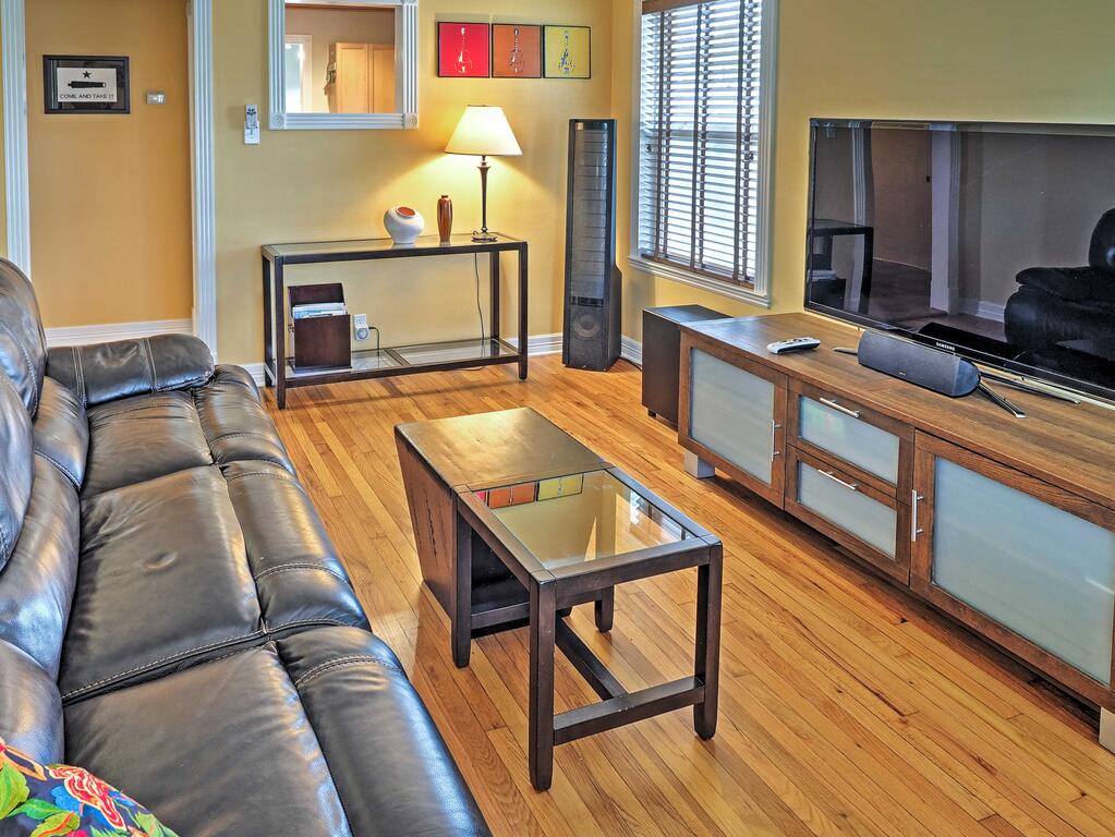 Quaint 3BR Austin Home Just 10 Minutes To Downtown - thumb 2