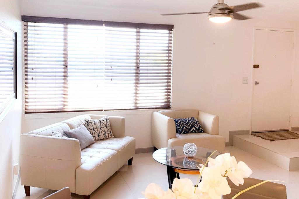 QUIET COZY, MINUTES TO DOWNTOWN, POOL/SPA - thumb 0