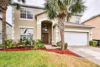 Resort Getaway for Families  Groups - 5 Miles to Disney Accommodation Deal