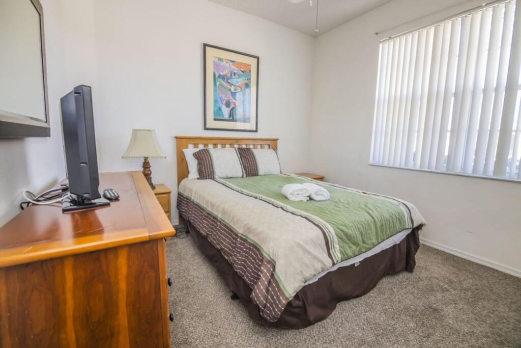 Southampton Vacation Home With Pool Near Disney - thumb 3