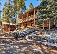 Spacious Cabin with Deck in Lincoln National Forest - Accommodation Deal