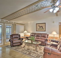Spacious Frostproof Home Mins to Fishing and Golf - Accommodation Deal