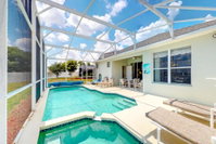 Spiderman's Disney Retreat Accommodation Deal