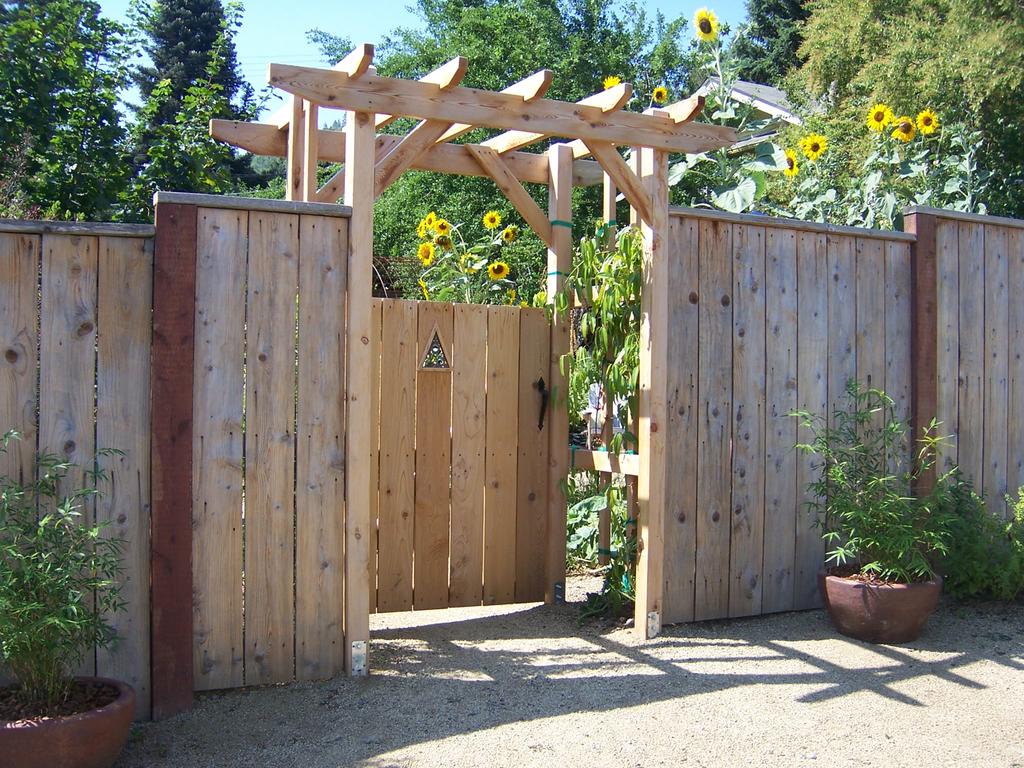 Stone's Throw Bungalow - thumb 1