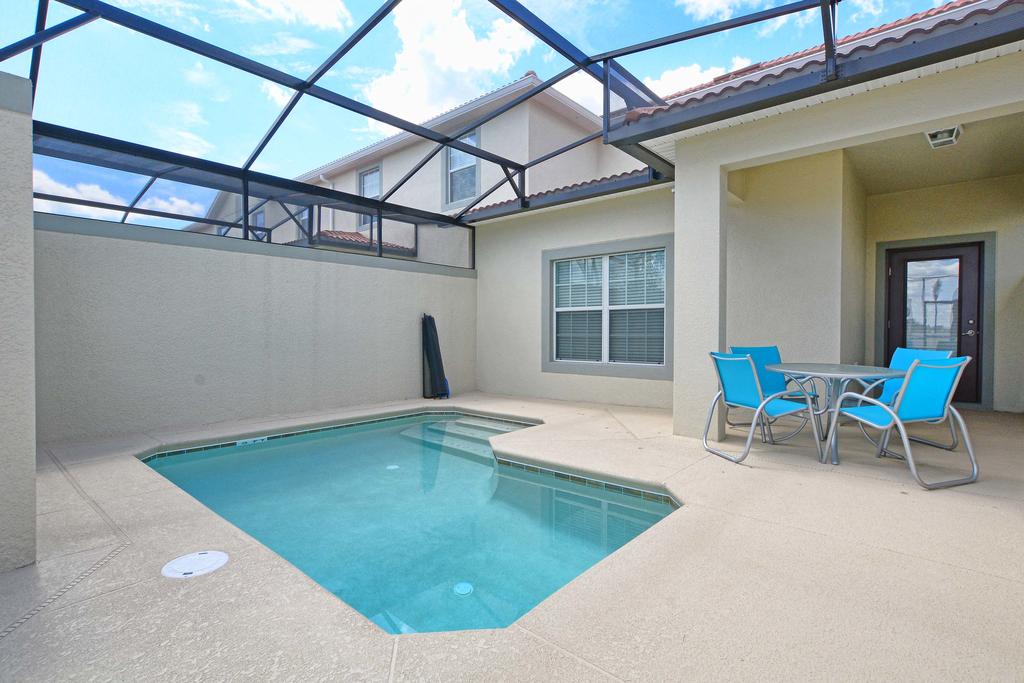 Storey Lake- 5 Bedroom Townhome W/ Pool- 1600ST - thumb 1